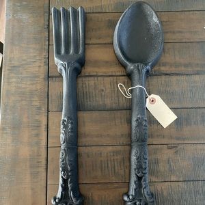 Fork and spoon wall decor